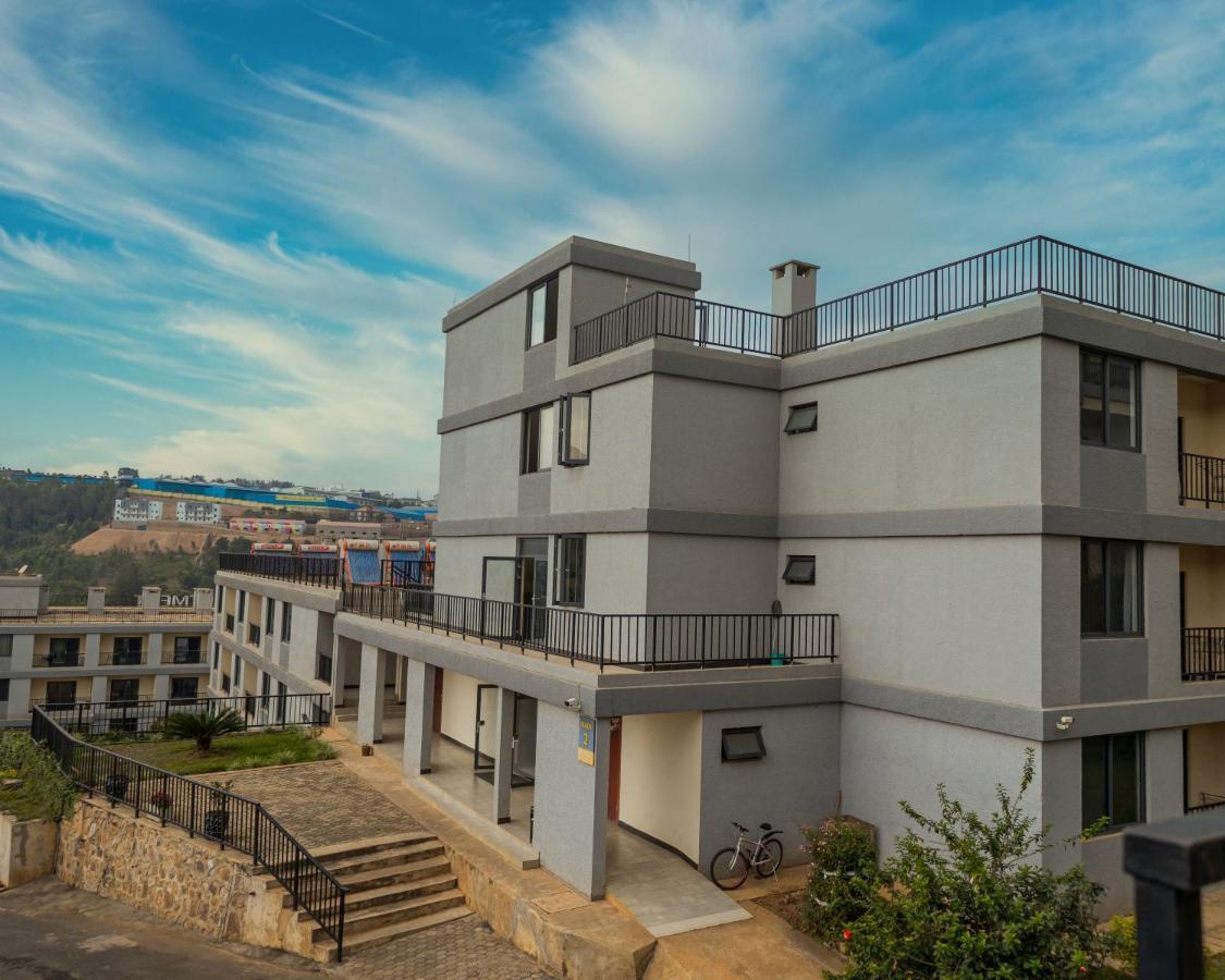 Phoenix Apartment By Link คิกาลี ภายนอก รูปภาพ