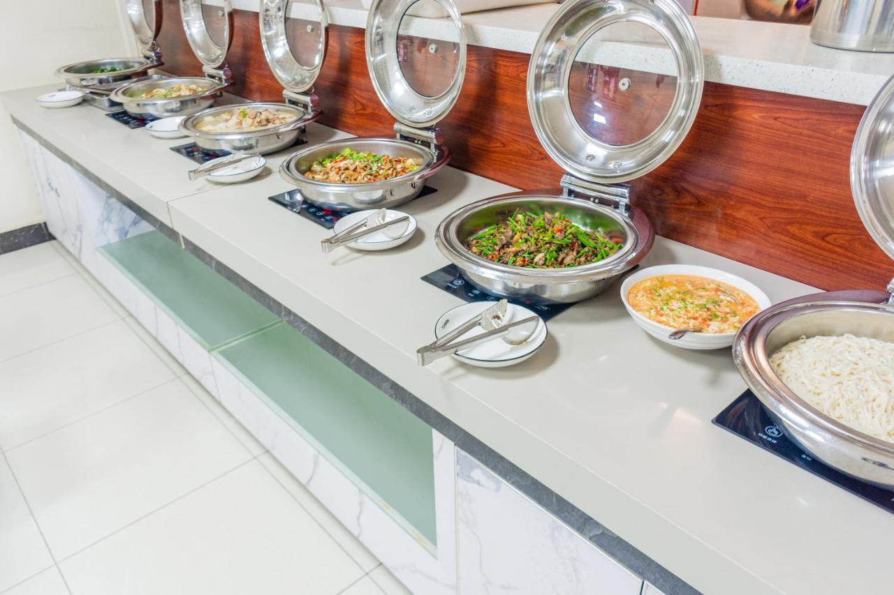 Phoenix Apartment By Link คิกาลี ภายนอก รูปภาพ